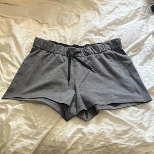 Lululemon on the fly short